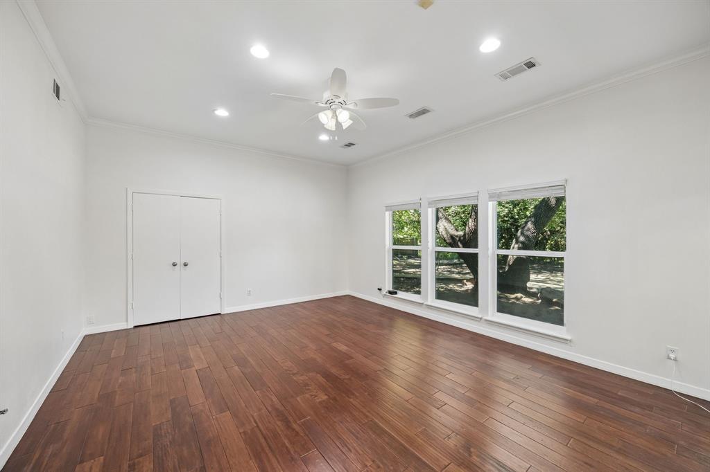 6542 Clearhaven Circle Property Photo 17