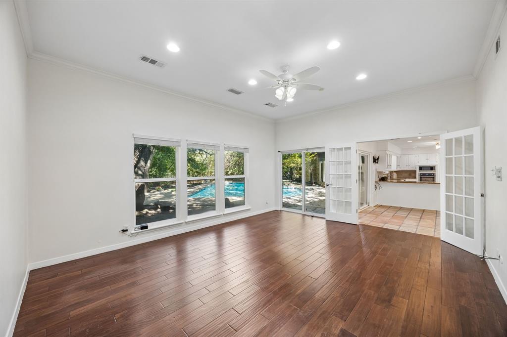 6542 Clearhaven Circle Property Photo 18