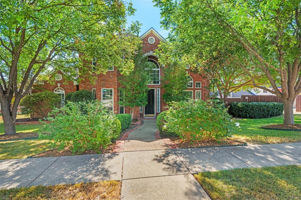 500 Overhill Drive Property Photo 1