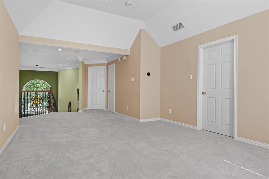 500 Overhill Drive Property Photo 24