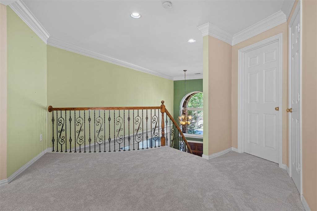 500 Overhill Drive Property Photo 25