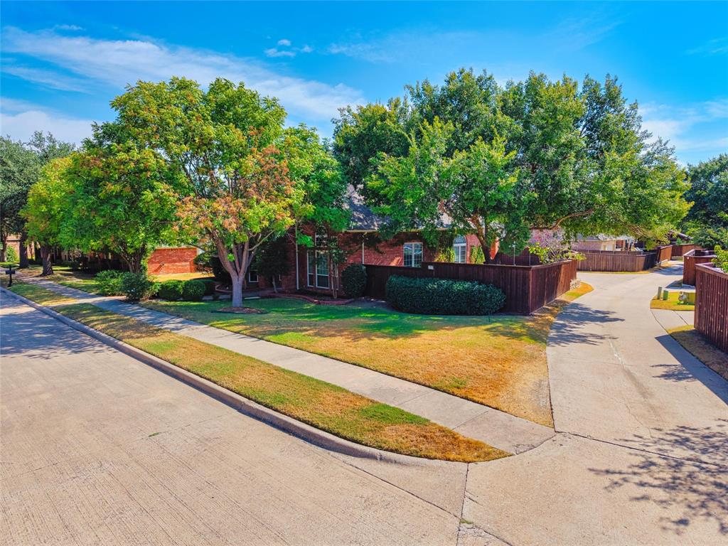 500 Overhill Drive Property Photo 27