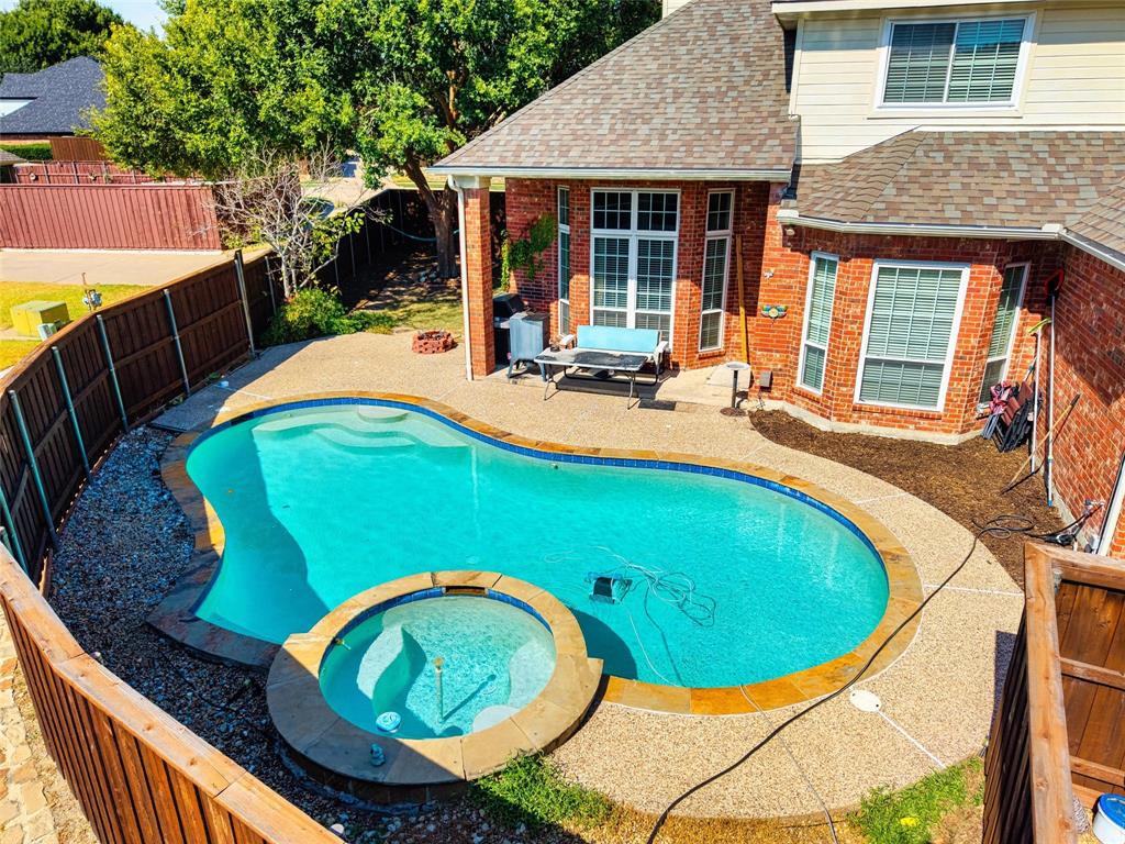 500 Overhill Drive Property Photo 30