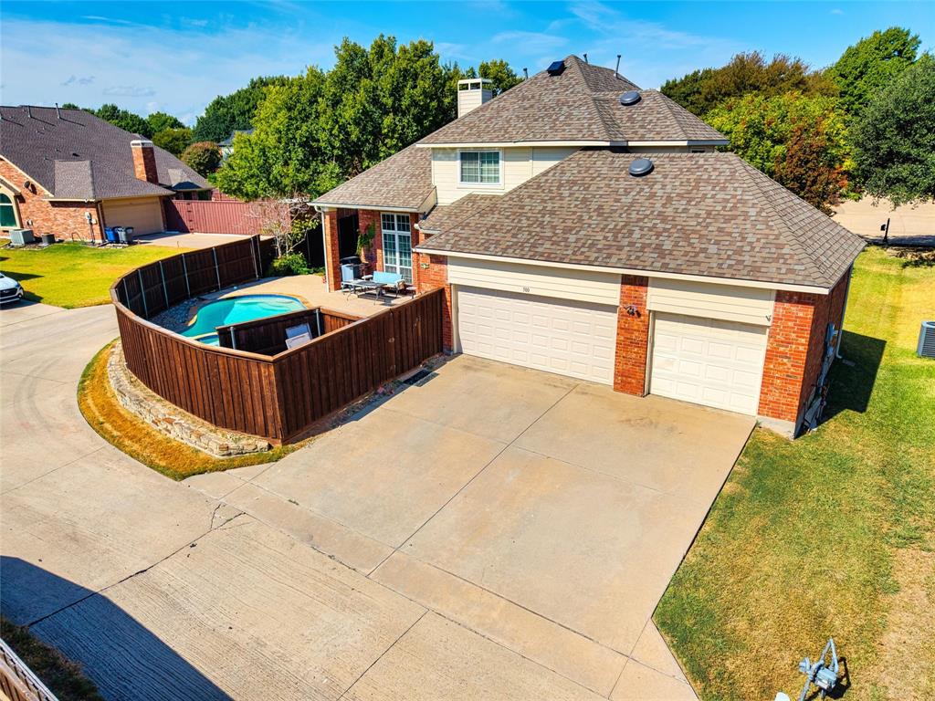 500 Overhill Drive Property Photo 32