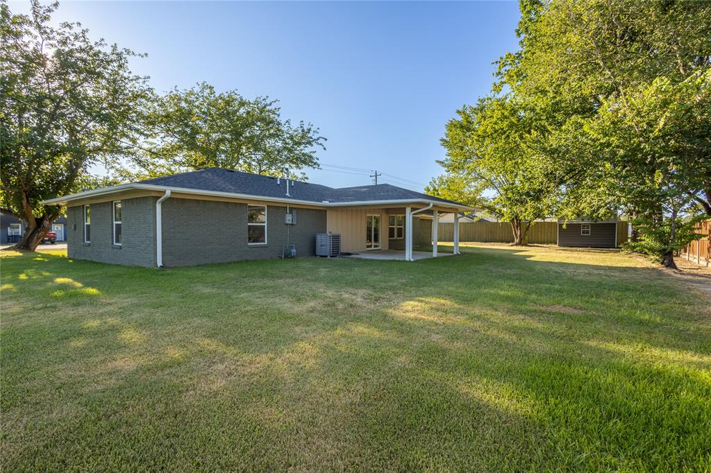 128 N Osborn Street Property Photo 5