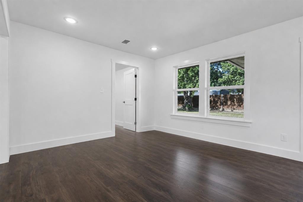 128 N Osborn Street Property Photo 11