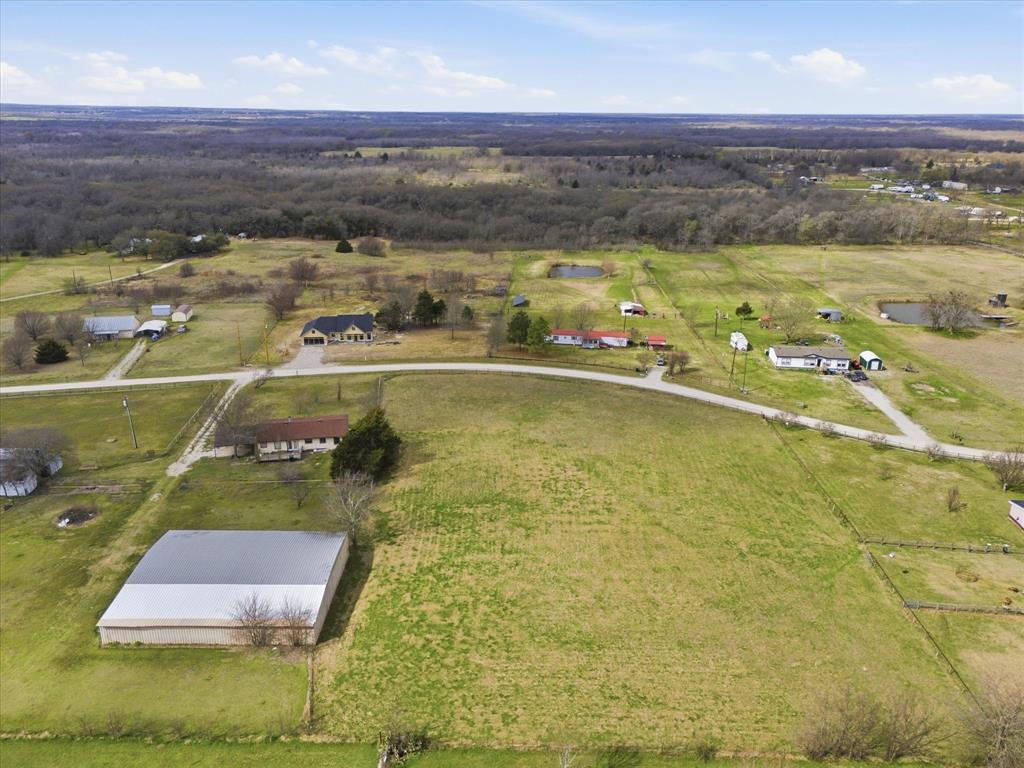 6563 Private Road 2269 Property Photo 11