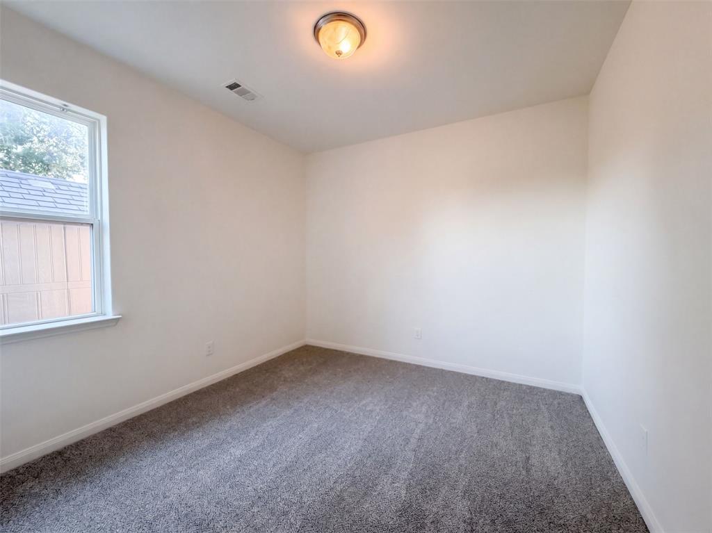 4101 Tower Lane Property Photo 13
