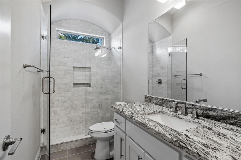 5204 Westfield Drive Property Photo 23