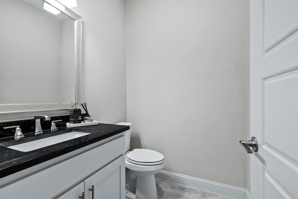 5204 Westfield Drive Property Photo 28