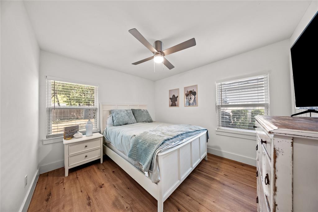 2431 Gross Road Property Photo 13