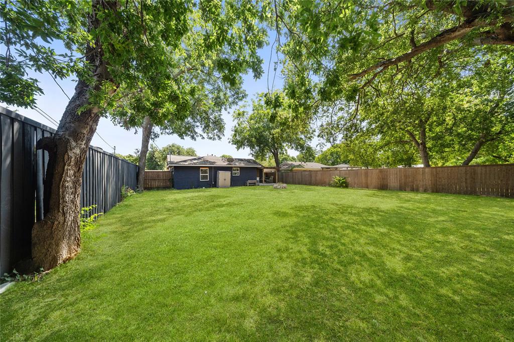 2431 Gross Road Property Photo 30