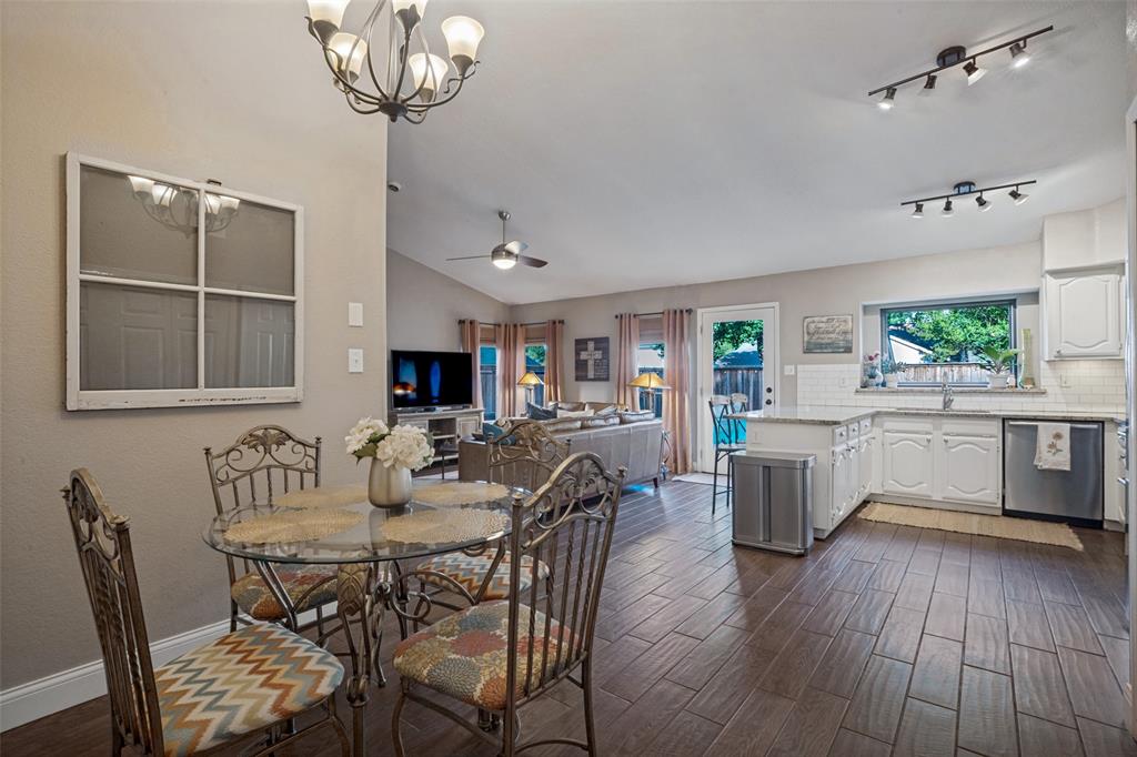 4320 Hillshire Court Property Photo 11
