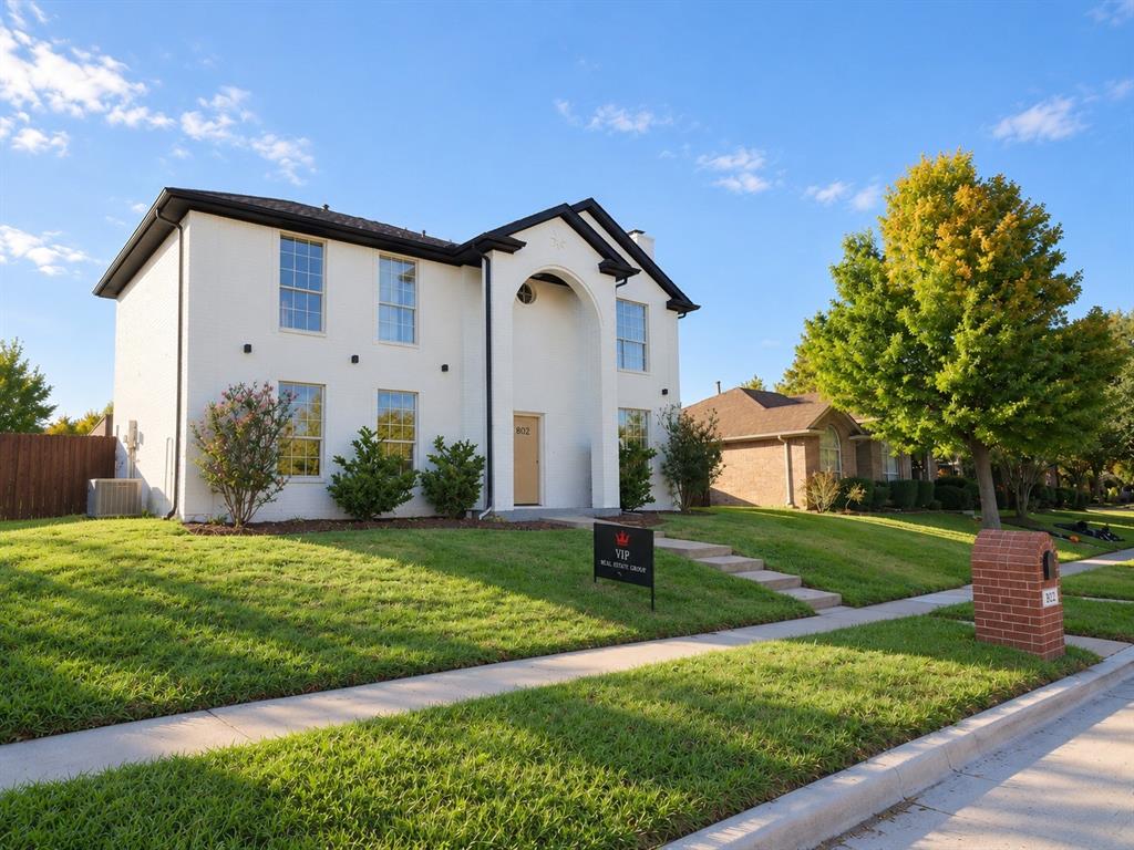 802 Azalia Drive Property Photo 3