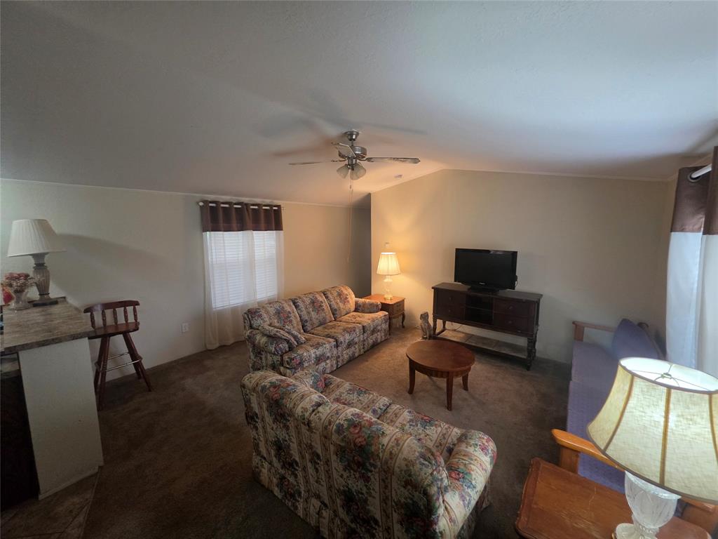 237 High Bluff Drive Property Photo 8
