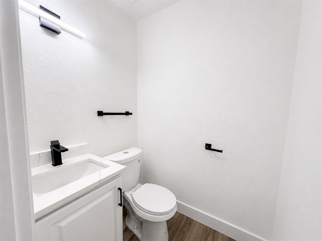 1323 Crestridge Drive Property Photo 11