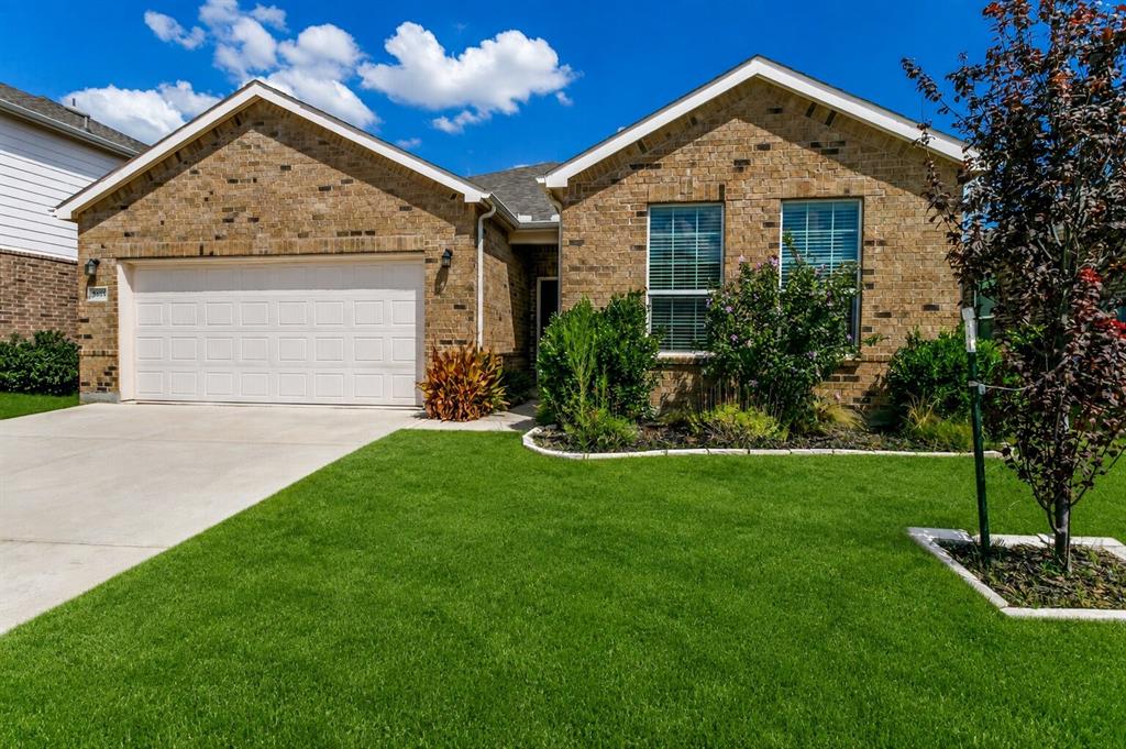 5612 Apple Grove Way Property Photo 1