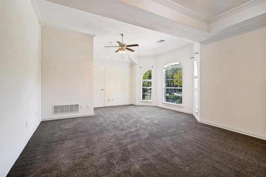 2426 Club Creek Boulevard Property Photo 15