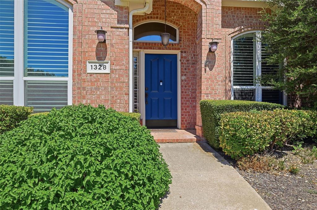 1328 Lighthouse Lane Property Photo 3
