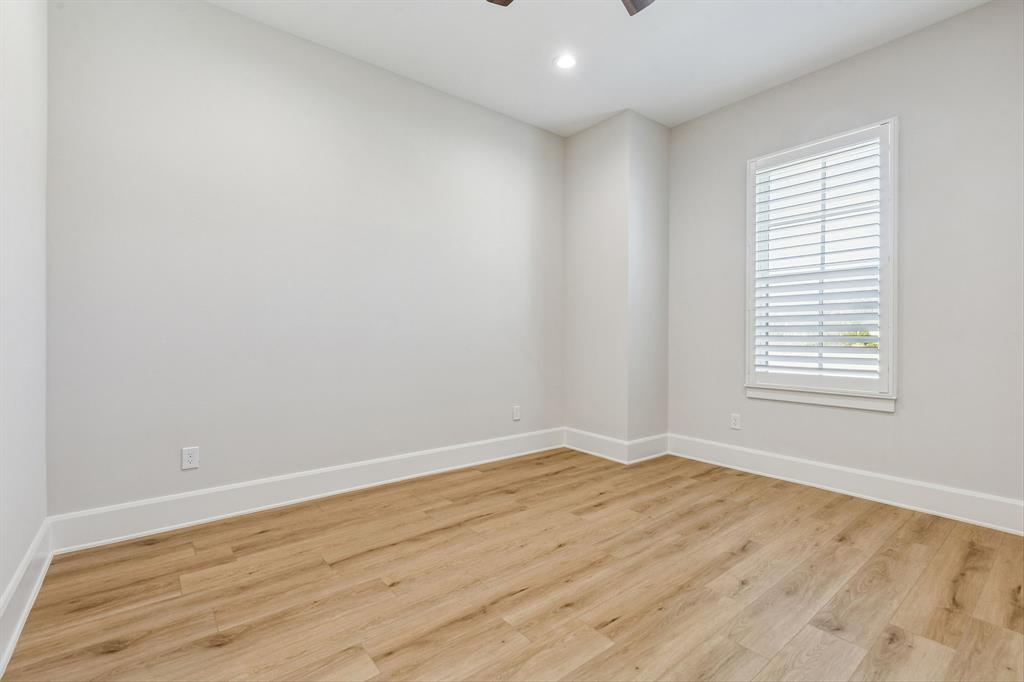 7706 Nocona Drive Property Photo 29