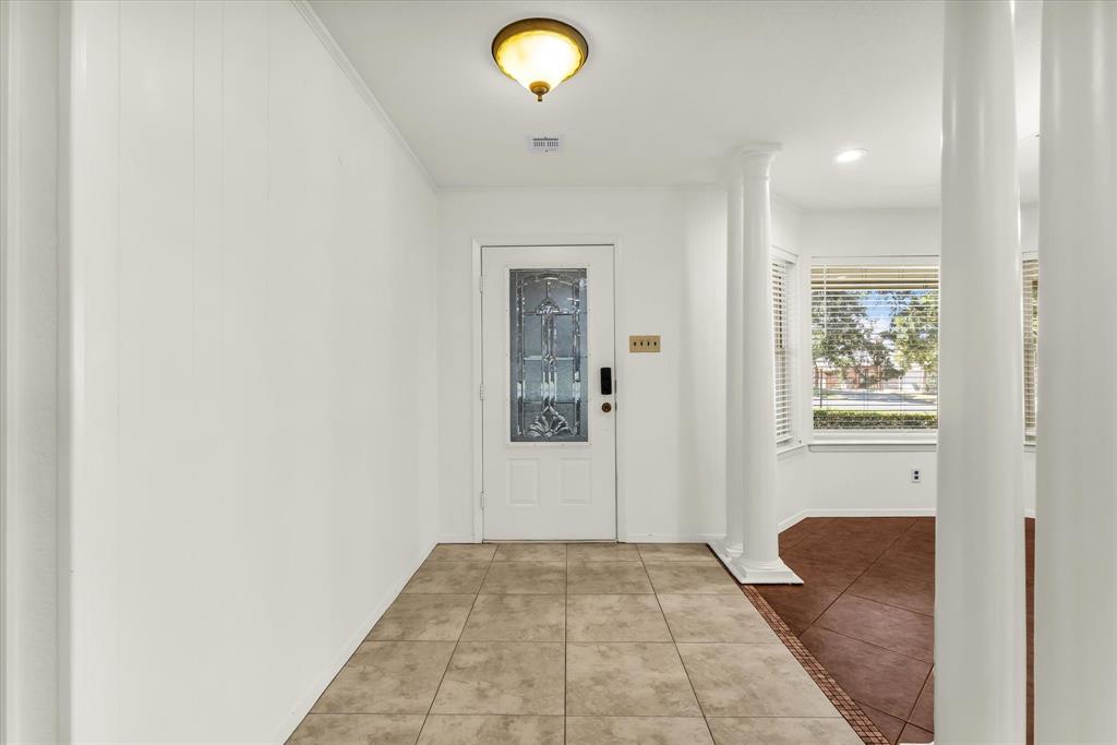 705 Poage Drive Property Photo 4