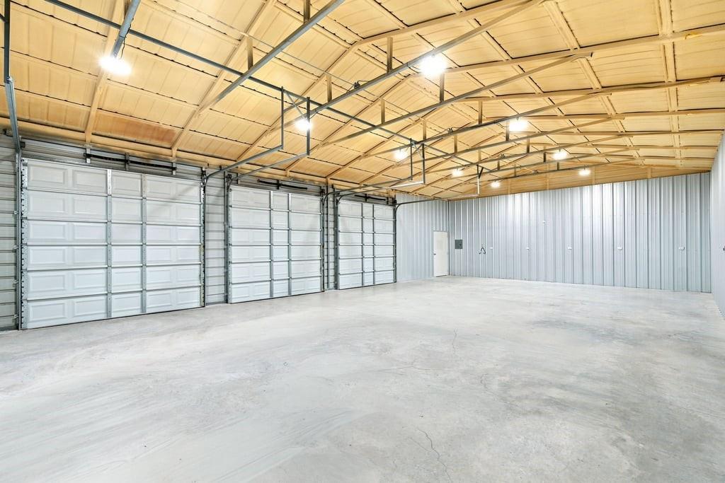 14717 Highway 6 Property Photo 6