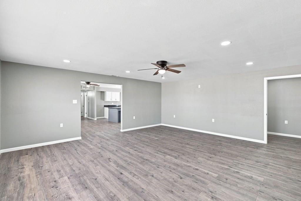 14717 Highway 6 Property Photo 14