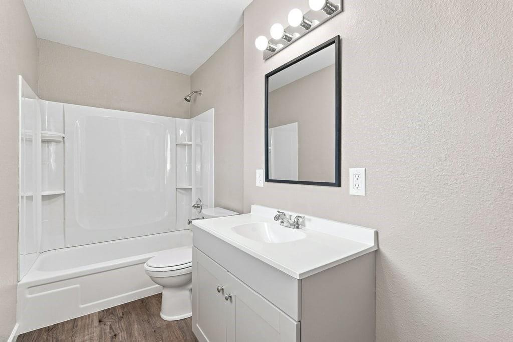 14717 Highway 6 Property Photo 21