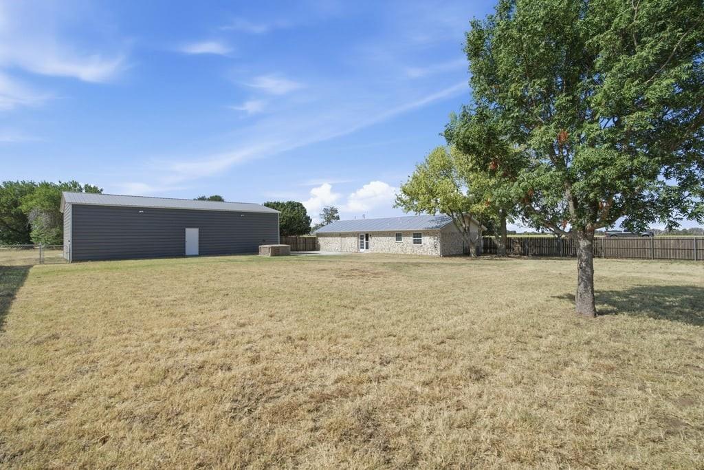 14717 Highway 6 Property Photo 24