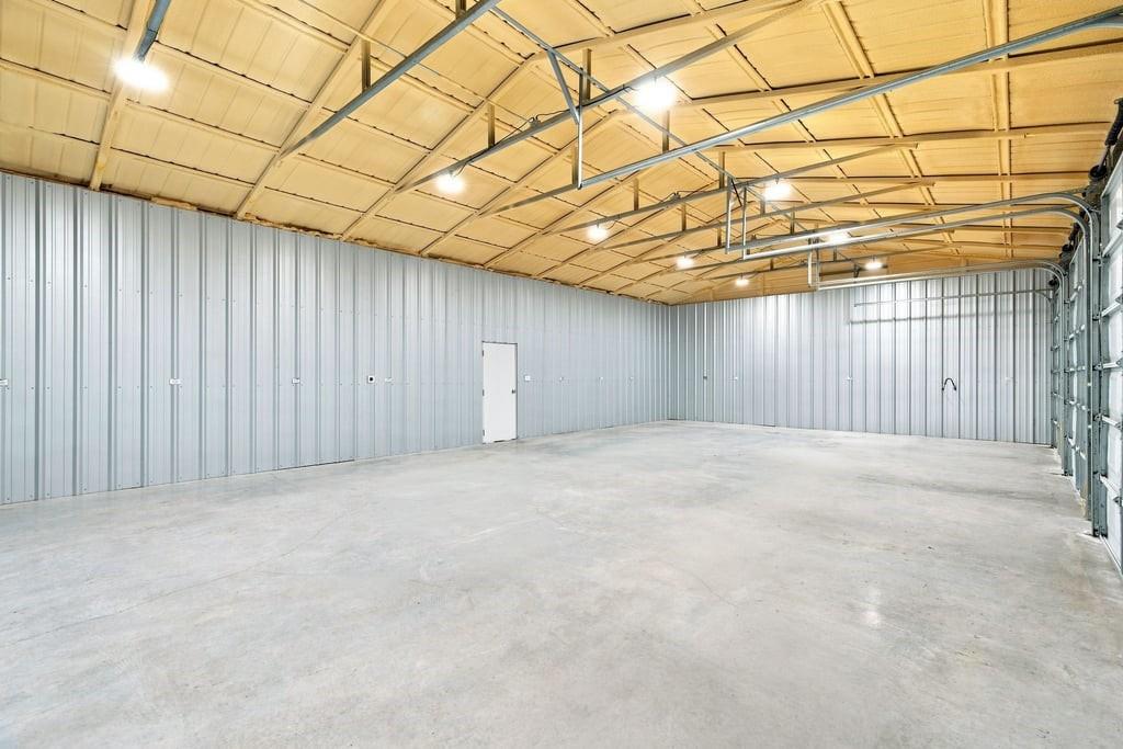 14717 Highway 6 Property Photo 31