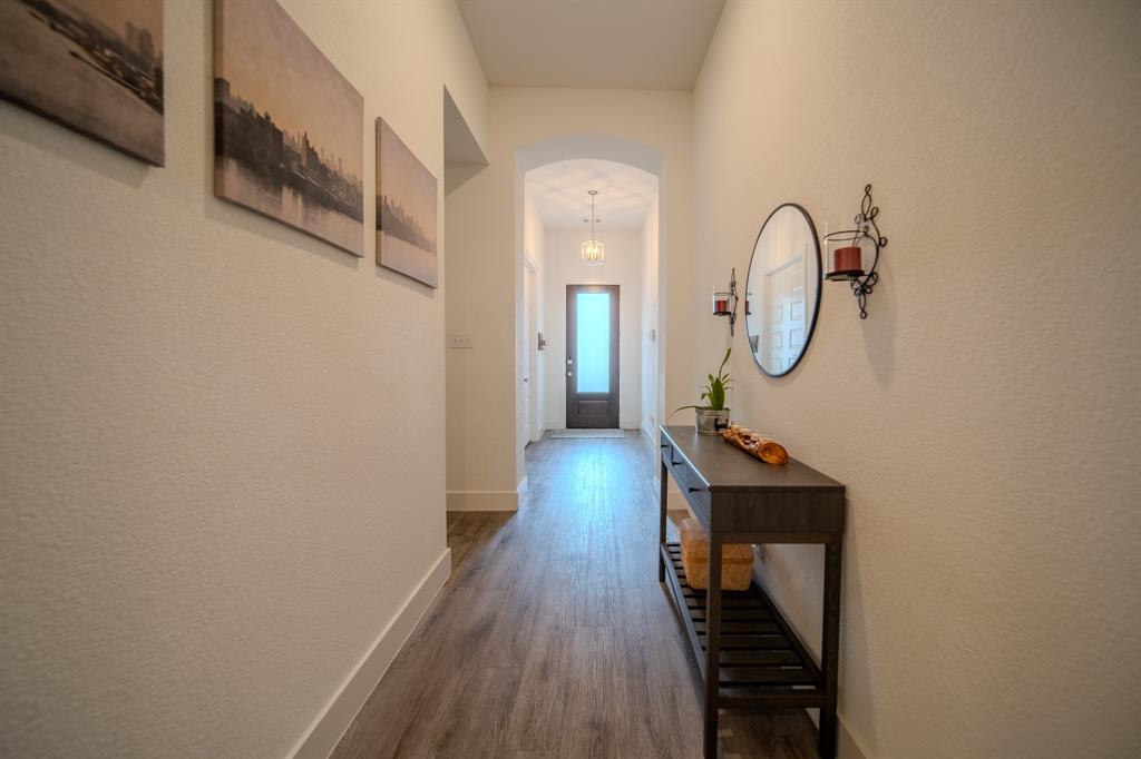 2112 Stilton Cove Property Photo 4
