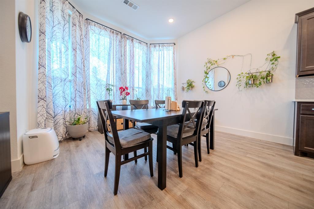2112 Stilton Cove Property Photo 13