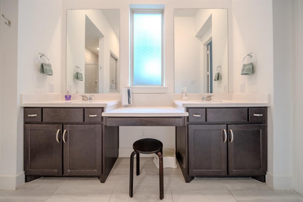 2112 Stilton Cove Property Photo 24