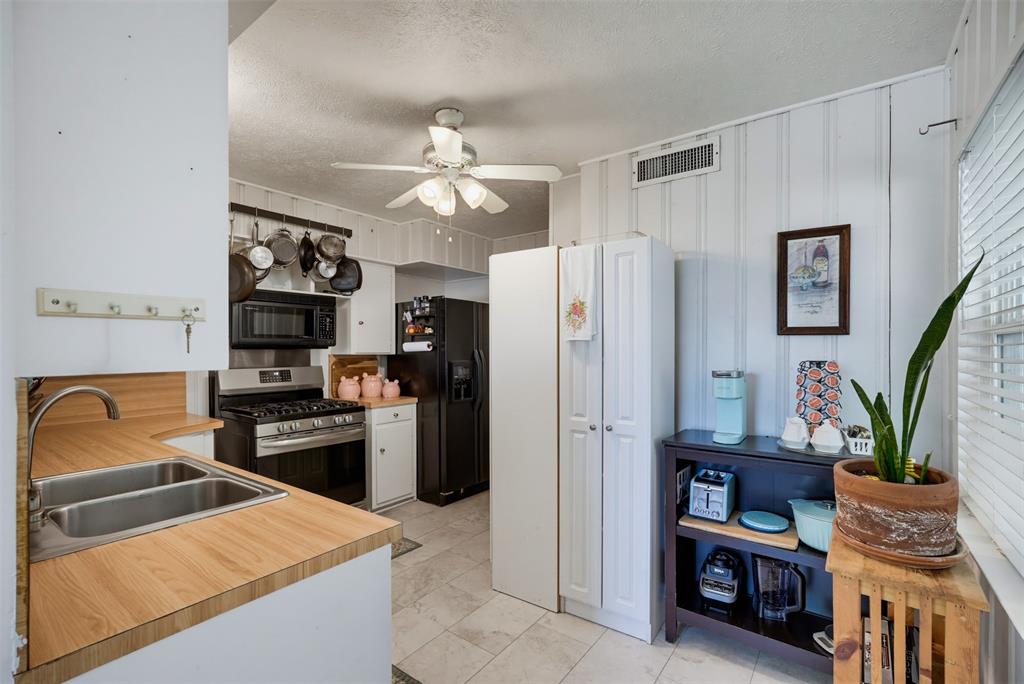 1820 Puritan Drive Property Photo 11