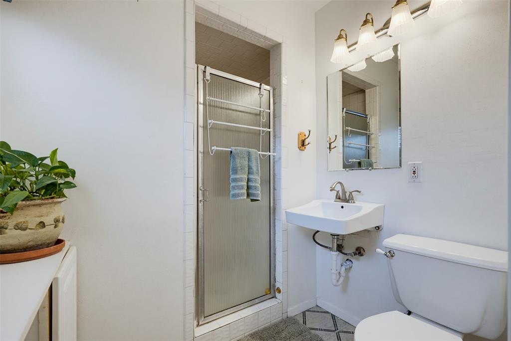 1820 Puritan Drive Property Photo 18