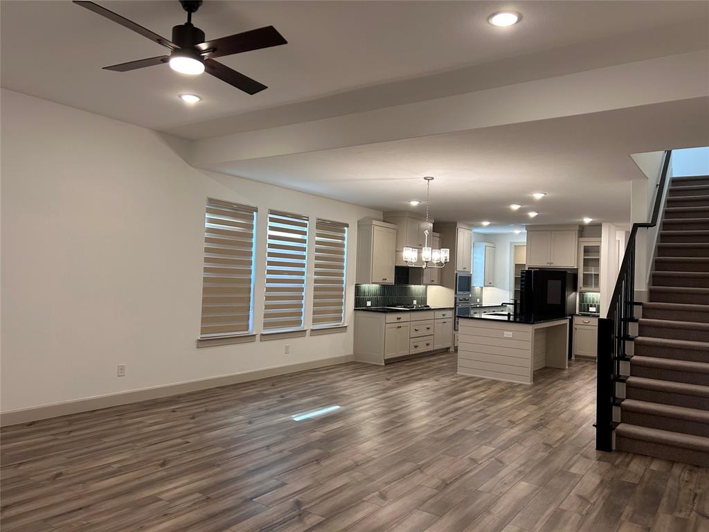 2712 Rolling Meadow Road Property Photo 6