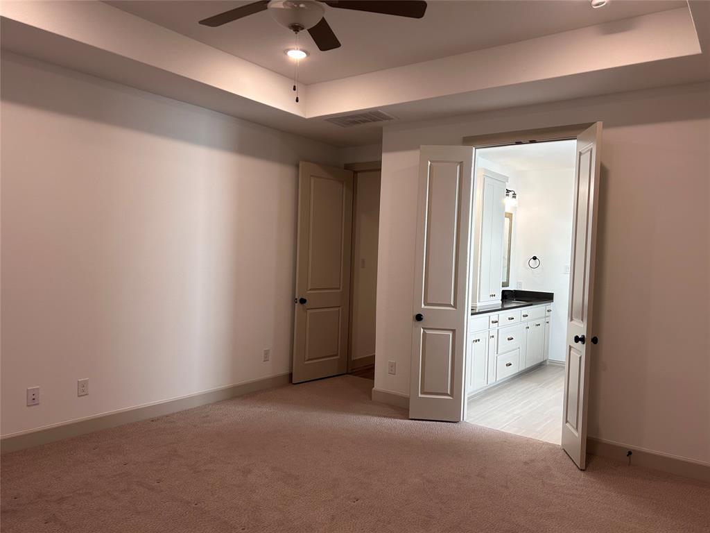 2712 Rolling Meadow Road Property Photo 7