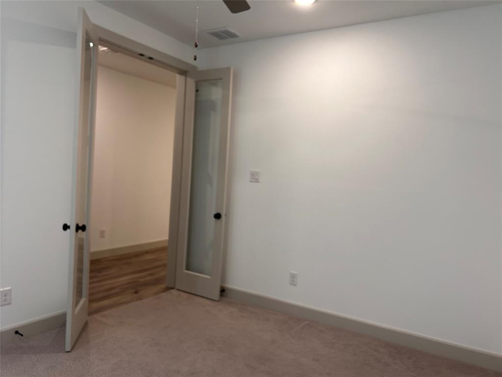 2712 Rolling Meadow Road Property Photo 12