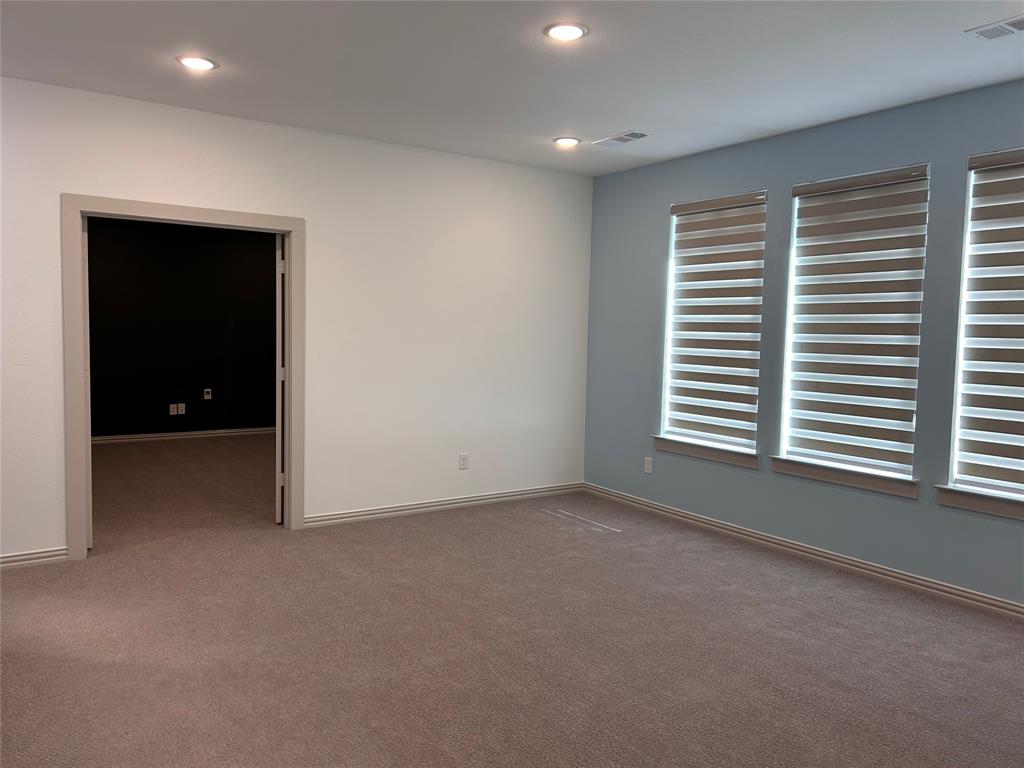 2712 Rolling Meadow Road Property Photo 16