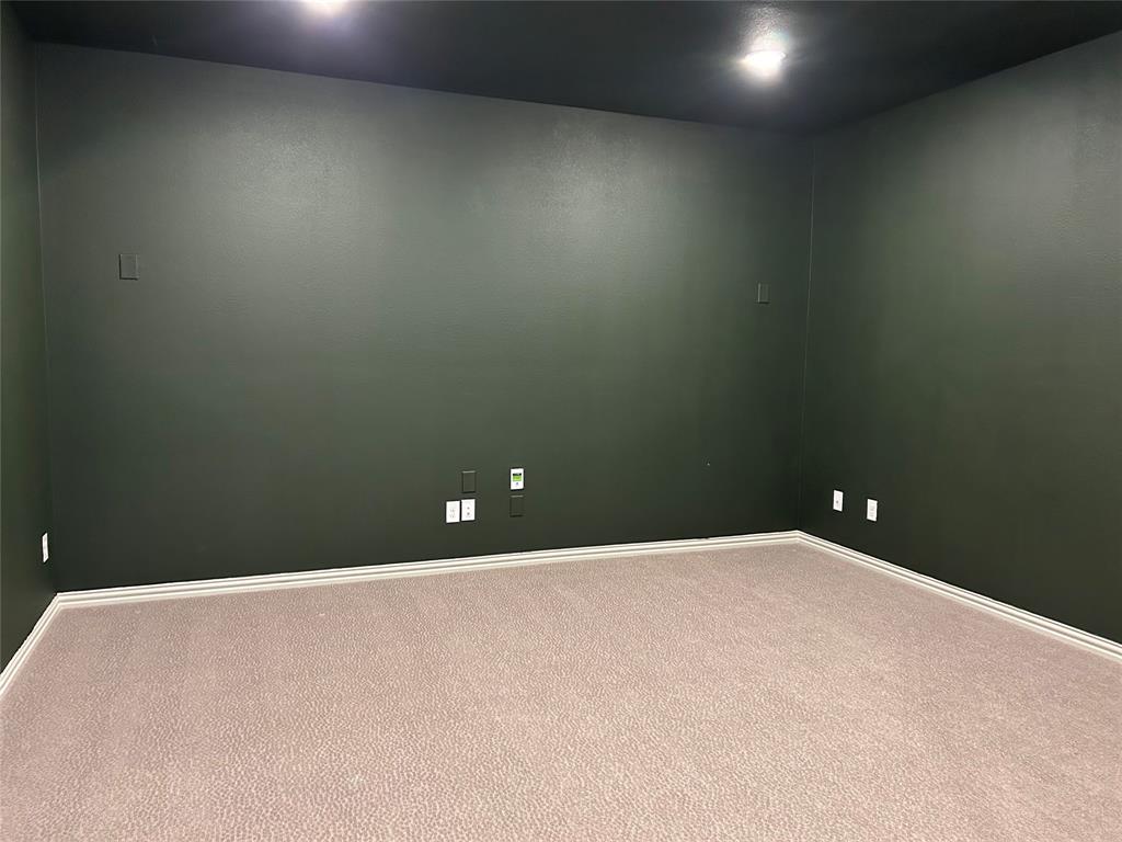 2712 Rolling Meadow Road Property Photo 17