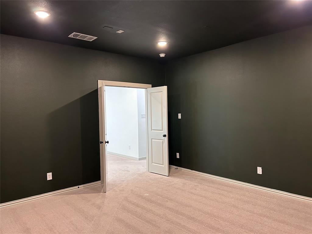 2712 Rolling Meadow Road Property Photo 18