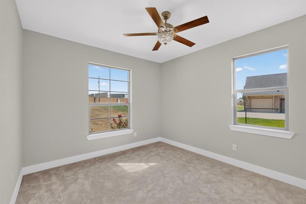 108 Winding Way Property Photo 24