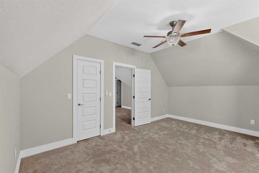 108 Winding Way Property Photo 27