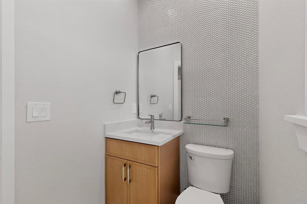108 Winding Way Property Photo 30