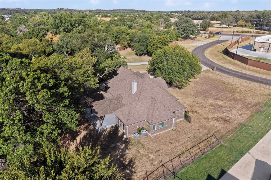 108 Winding Way Property Photo 38