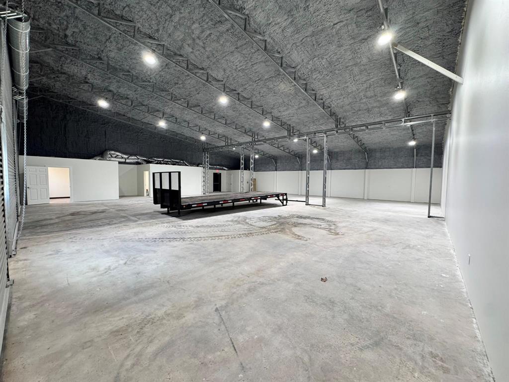 1010 Contractors Circle D-1 And #d-2 Property Photo 4
