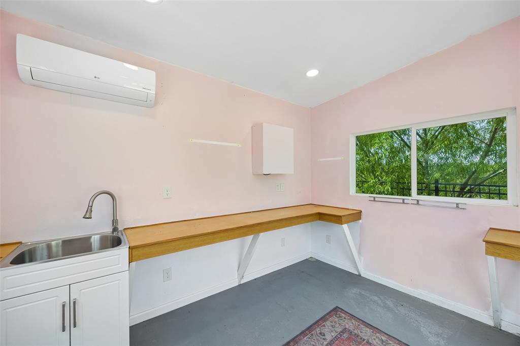 2405 Solomons Place Property Photo 27