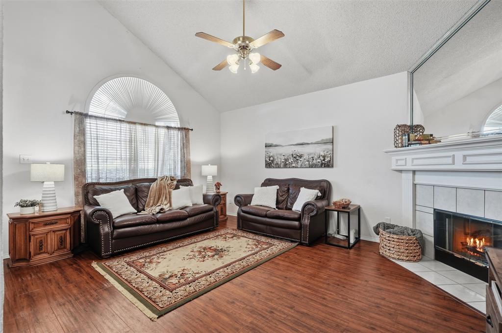 5004 Ridgefield Court Property Photo 7