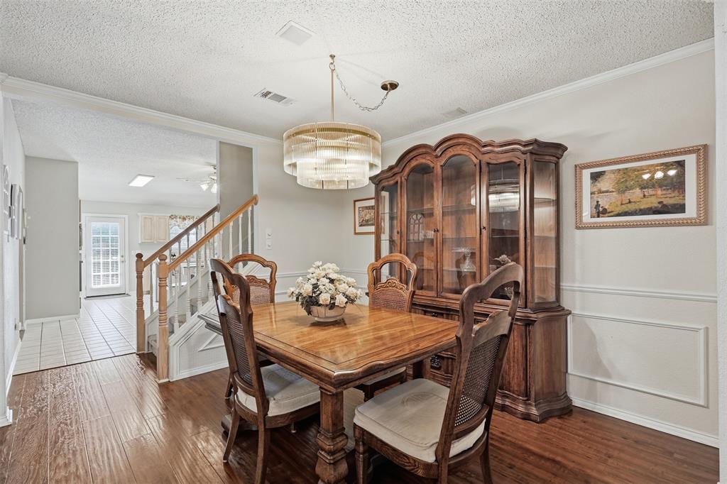5004 Ridgefield Court Property Photo 8