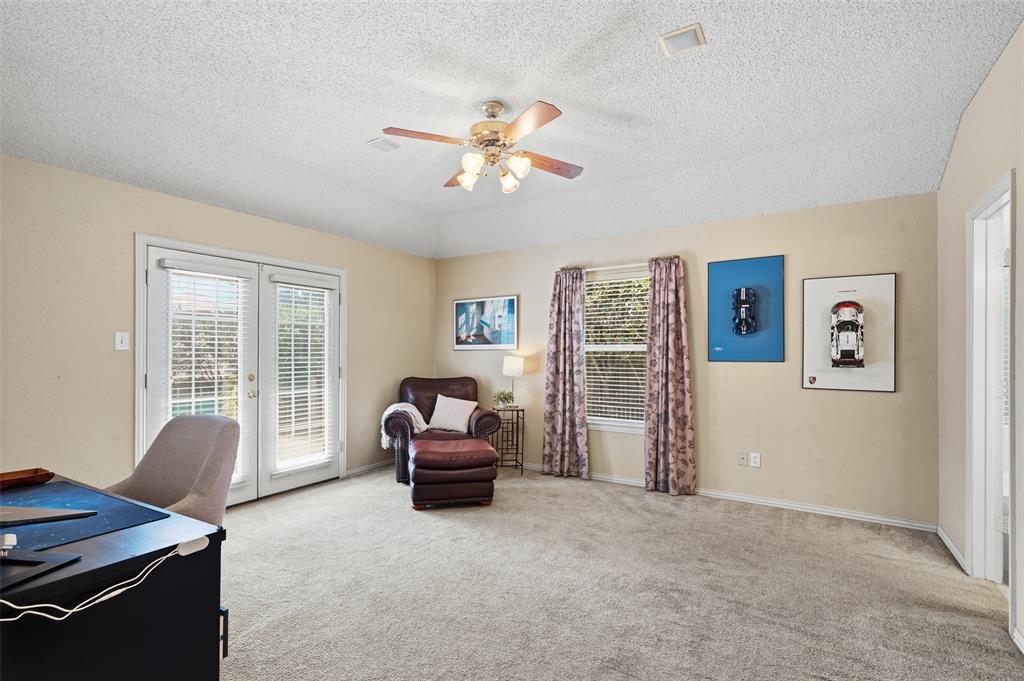 5004 Ridgefield Court Property Photo 16
